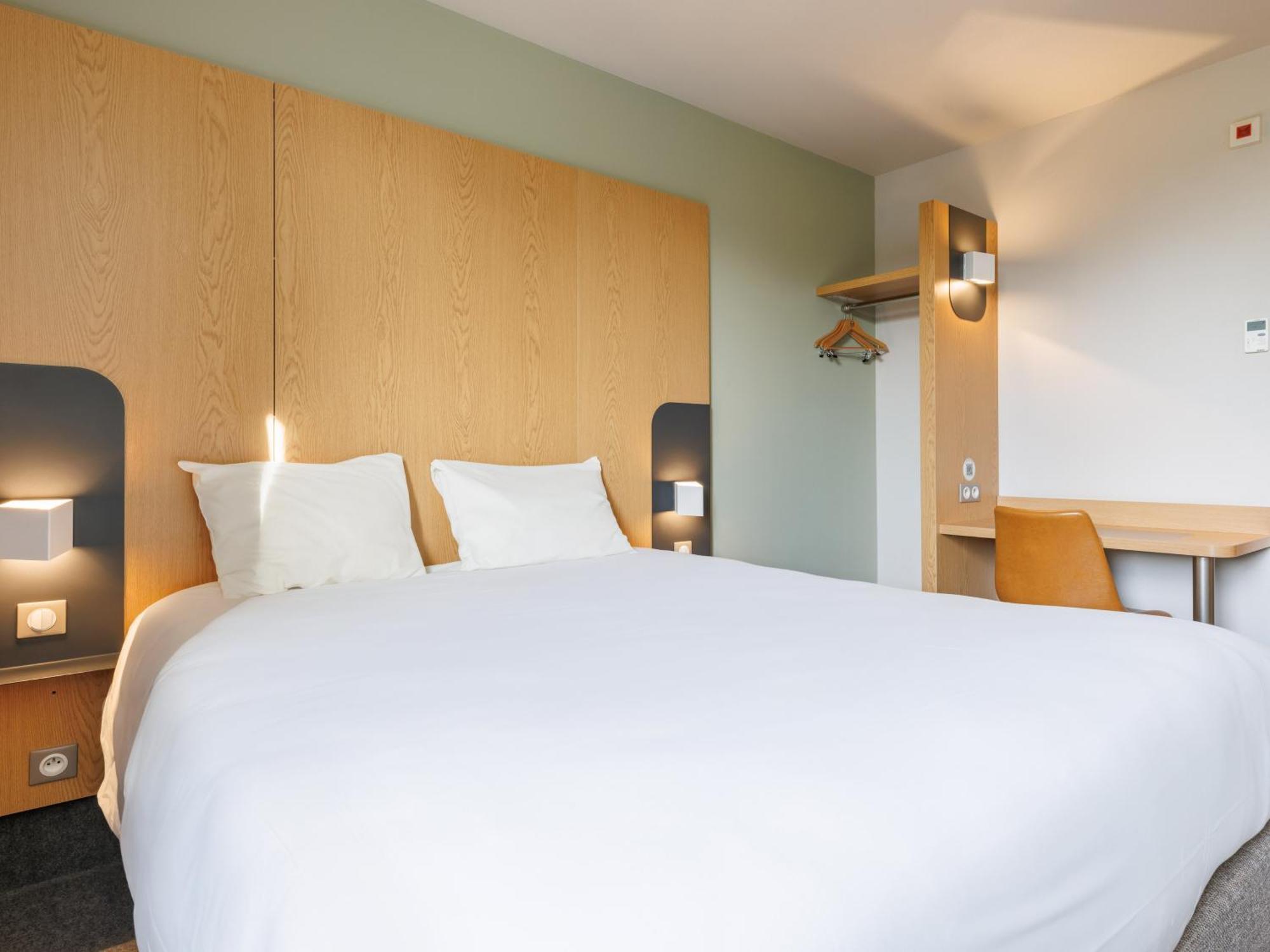 B&B Hotel Clermont-Ferrand Nord リオン エクステリア 写真