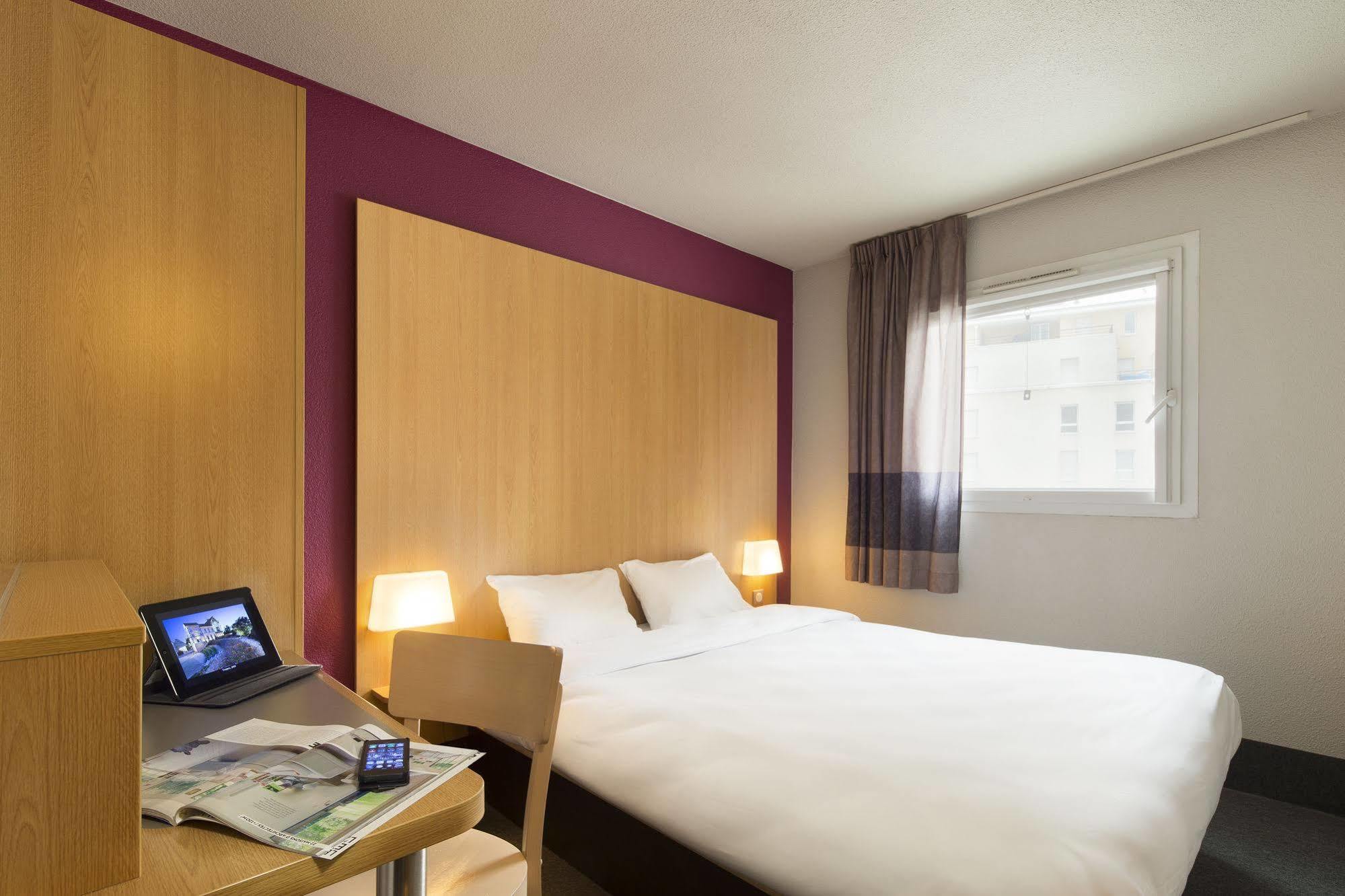 B&B Hotel Clermont-Ferrand Nord リオン エクステリア 写真