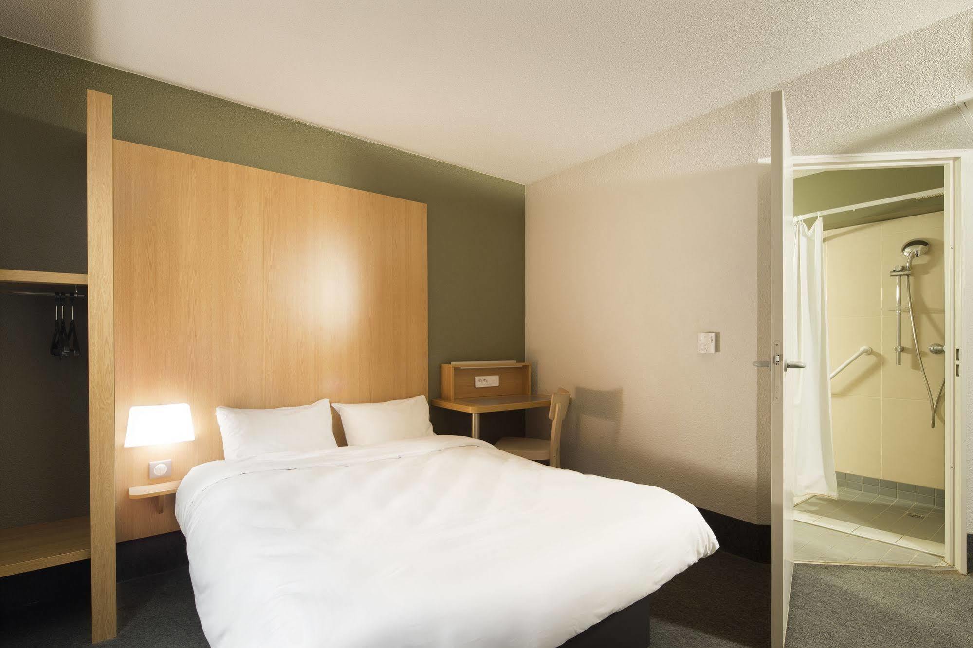 B&B Hotel Clermont-Ferrand Nord リオン エクステリア 写真